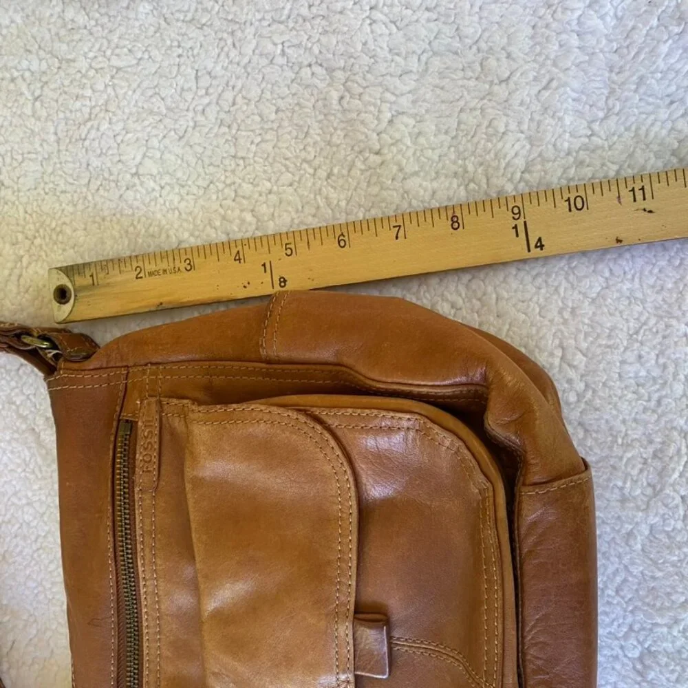 Vintage Fossil Genuine Leather Brown Cross Body Bag - Picture 4 of 14